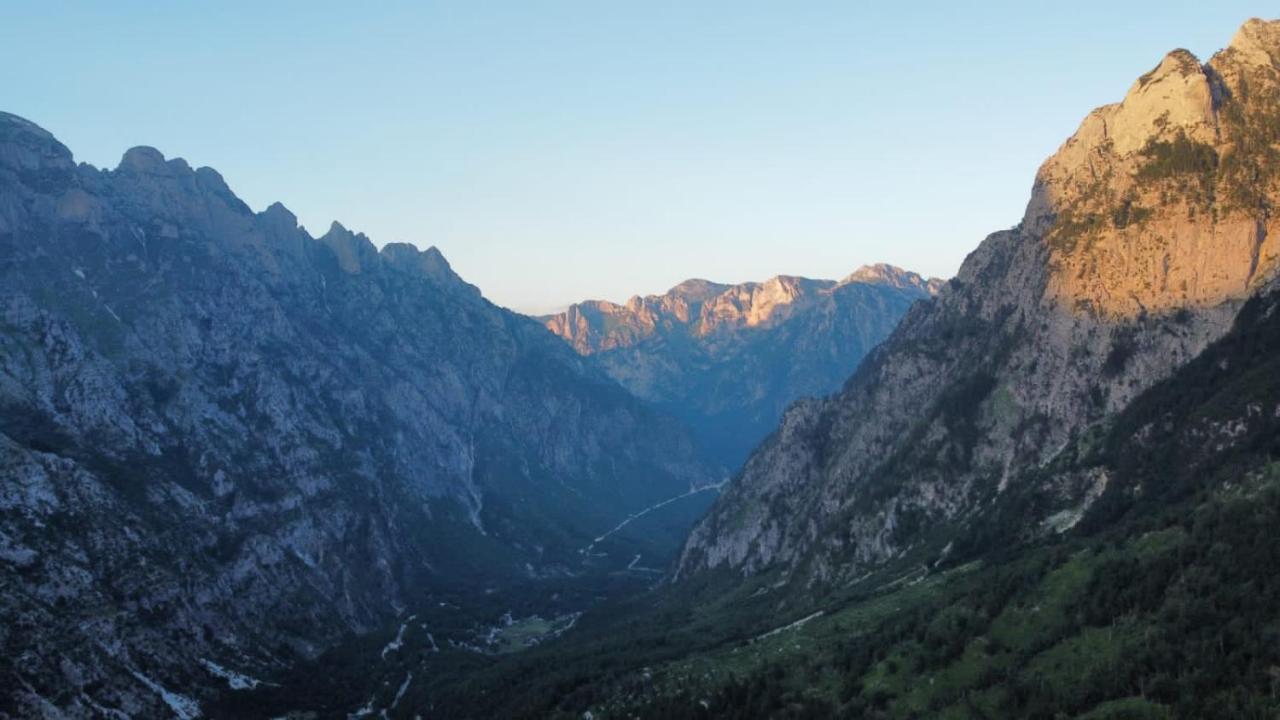 Bed and Breakfast Bujtina Arlindi Valbone Zewnętrze zdjęcie
