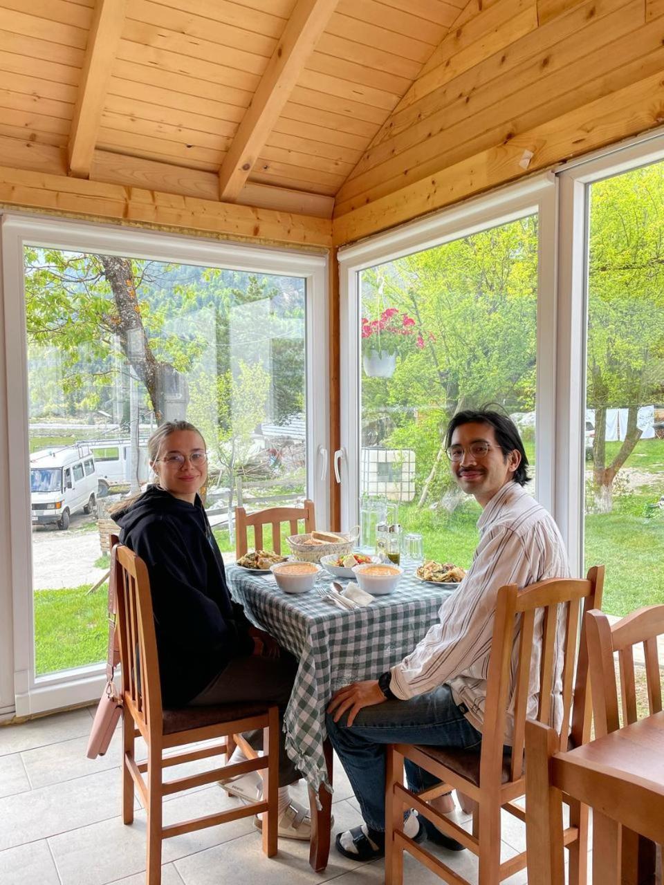 Bed and Breakfast Bujtina Arlindi Valbone Zewnętrze zdjęcie